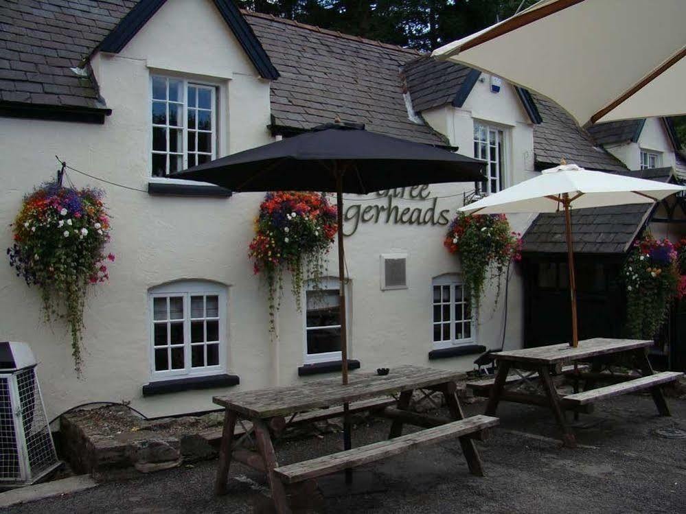 We Three Loggerheads Hotell Gwernymynydd Exteriör bild
